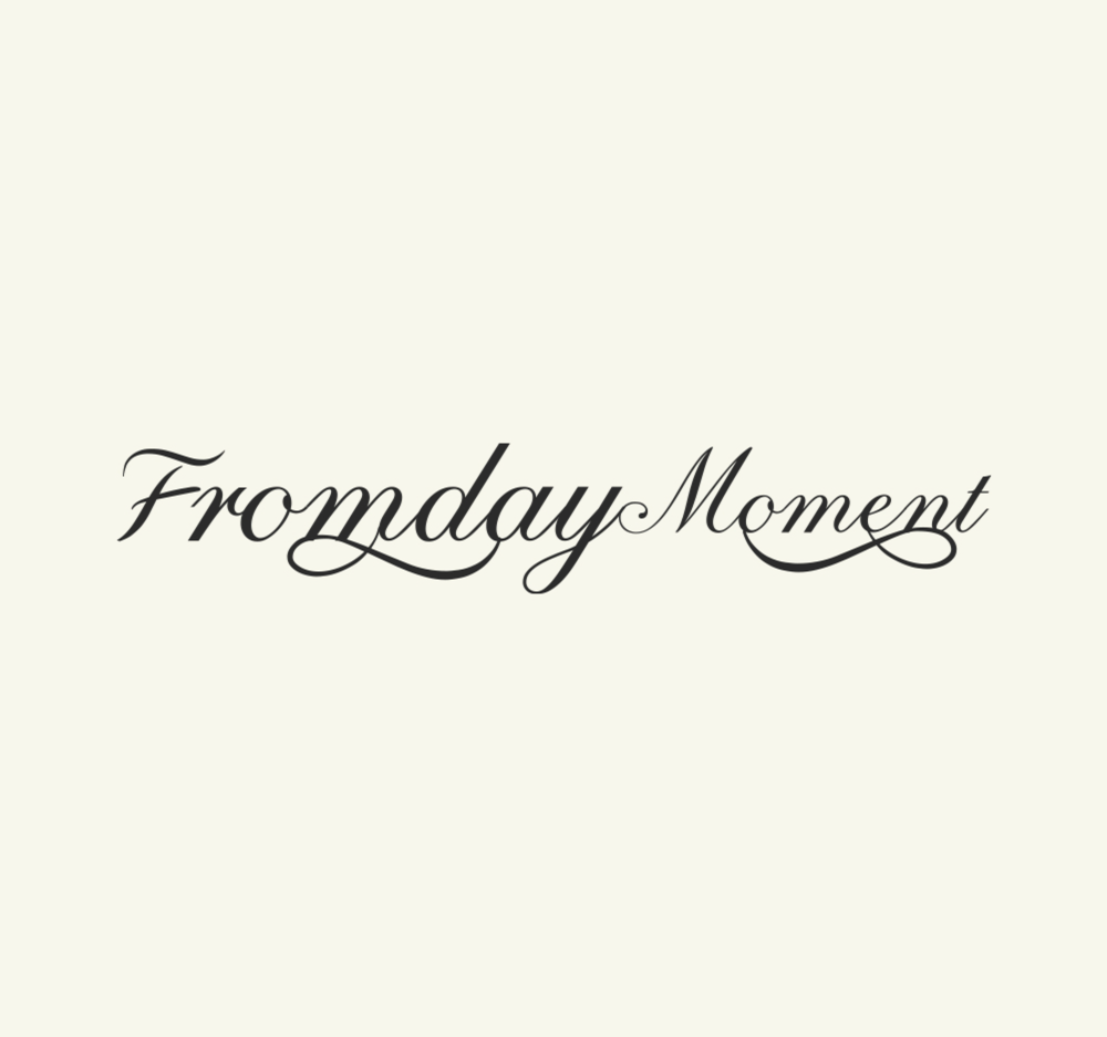 FROMDAY MOMENT 로고